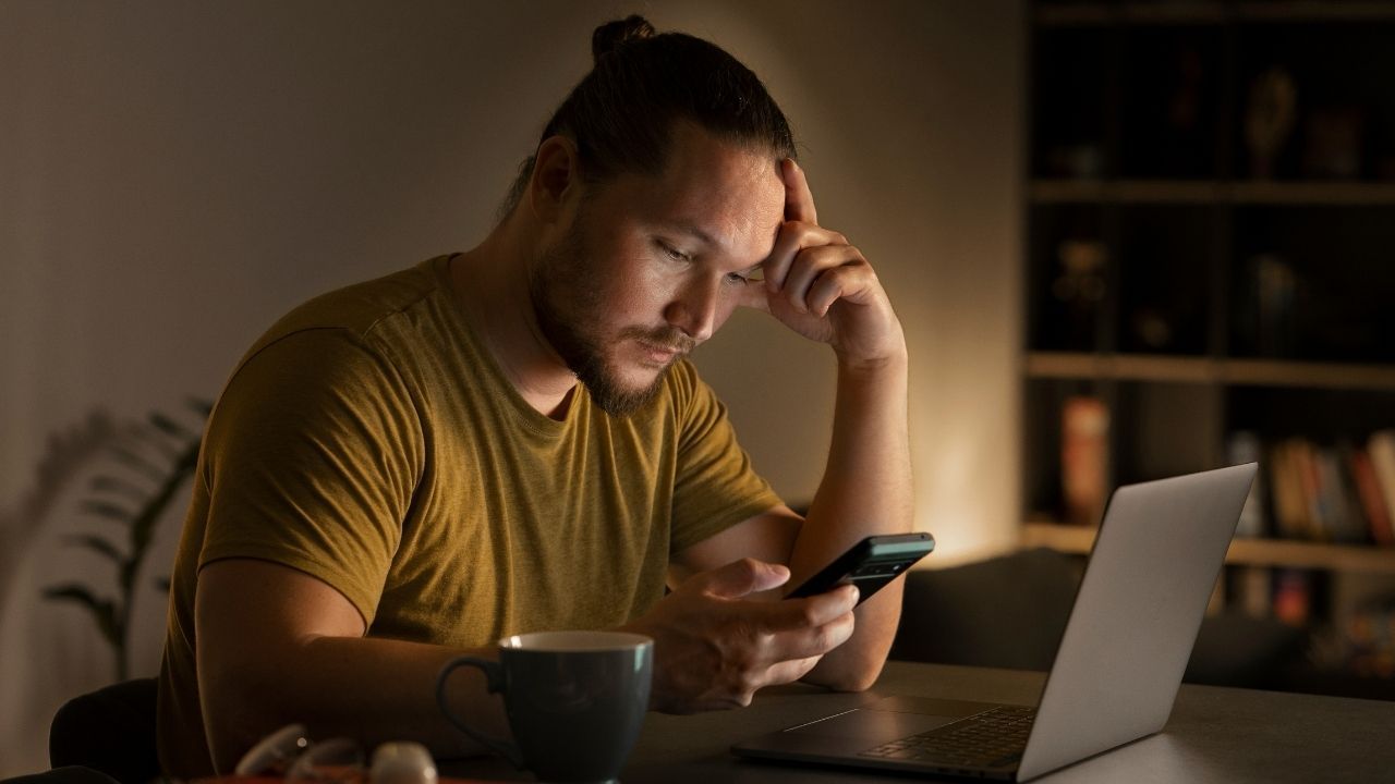 kerugian bisnis chat malam dibalas esok hari